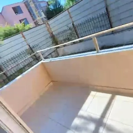 1st Floor Place * Golem (Tirana)